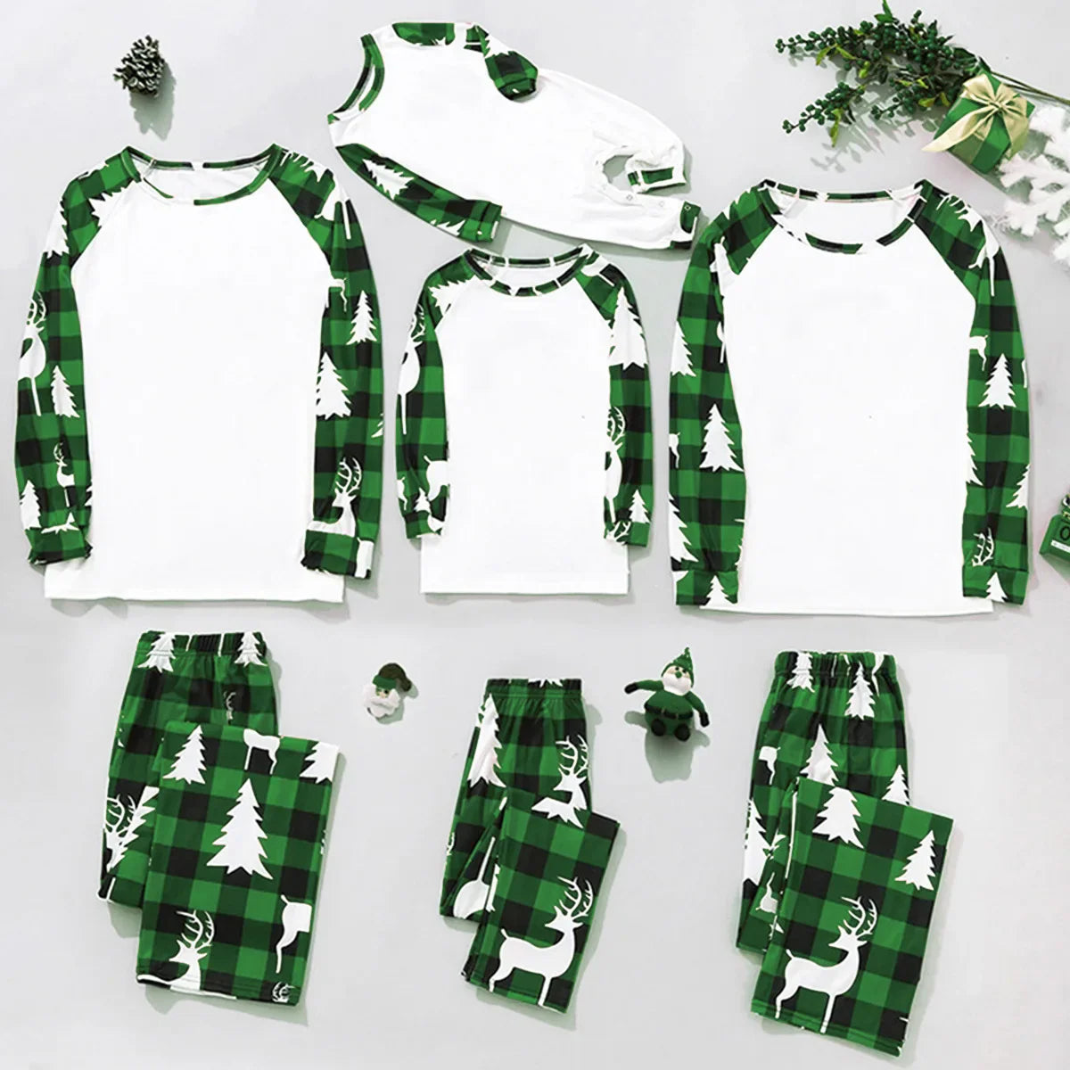 Gezins Pyjama Set voor Kerst – Mama, Papa en Kinderen 8